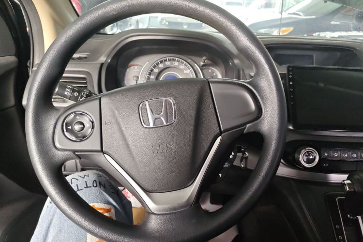 Used Honda CR-V 2016 2.0L Two-Wheel Drive Classic Edition
