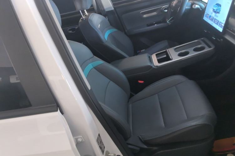 Used AION Y 2023 Younger Star Edition
