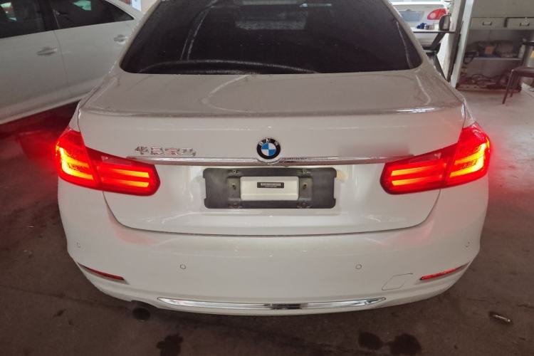 TDK.VehicleDetails.img