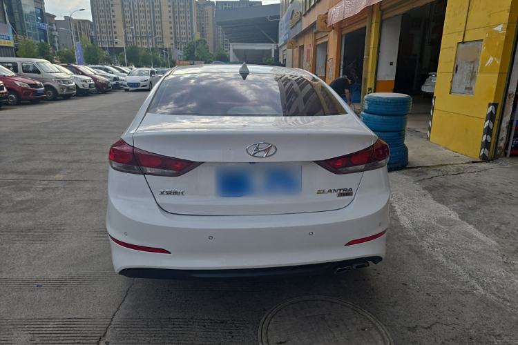 Used Hyundai Elantra 2019 1.4T Dual-Clutch Xuan Dong · Dynamic Model
