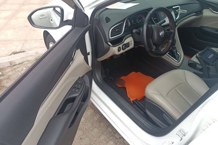 Used Buick GT 2017 15N Automatic Elite Version
