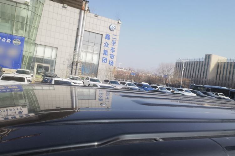 Used Volkswagen Caravelle 2018 2.0 TSI 4x4 Luxury Edition 8 Seats