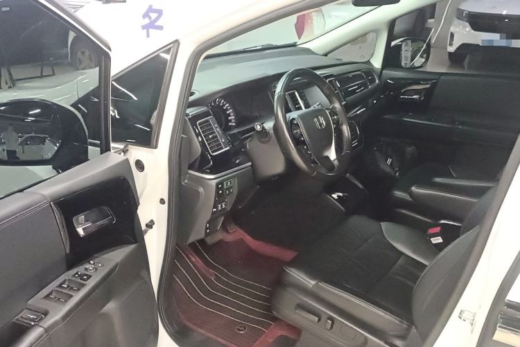 Used Honda Elysion 2019 2.0L Hybrid Luxury Edition
