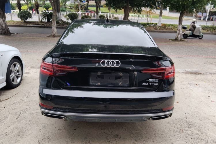 Used Audi A4L 2019 40 TFSI Fashion Edition China VI Emission Standard
