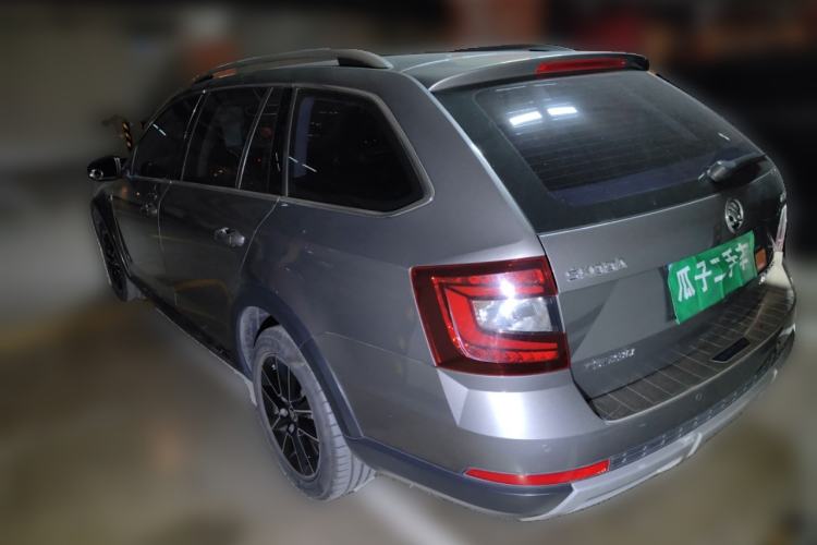 Used Skoda Octavia 2018 Station Wagon TSI230 DSG Luxury Edition