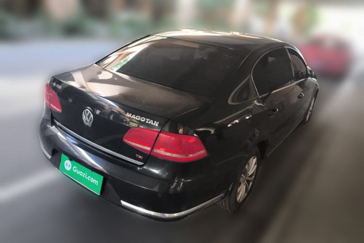 Used Volkswagen Magotan 2015 2.0 TSI Luxury Model
