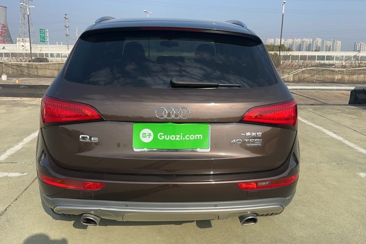 Used Audi Q5 2018 Collector's Edition 40 TFSI Technology Model
