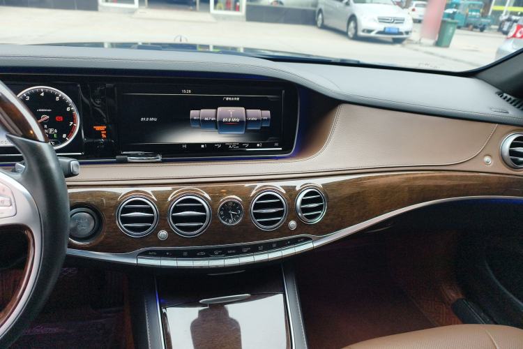 Used Mercedes-Benz S-Class 2014 S 320 L Business Model
