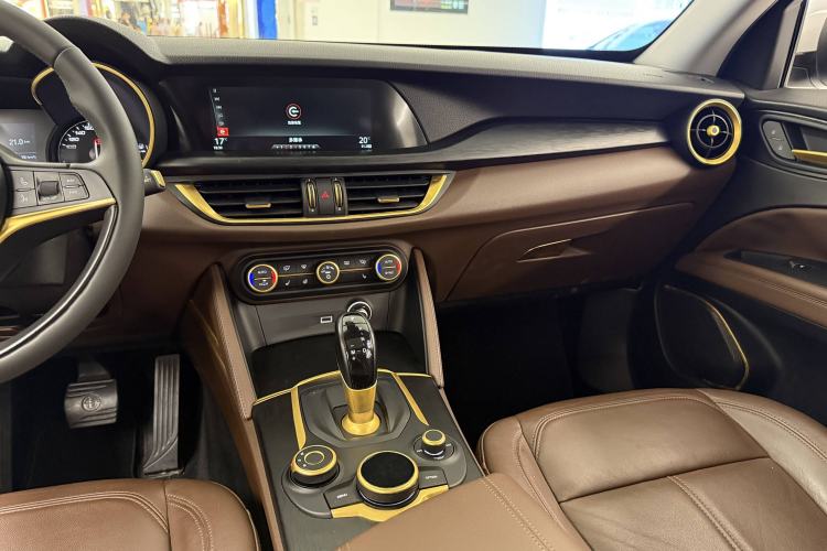 Used Alfa Romeo Stelvio 2017 2.0T 200HP Elite Edition
