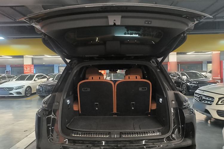 Used Li Auto L8 2023 Pro Model
