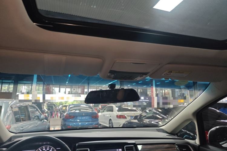 Used Honda Elysion 2016 2.4L Comfort Edition
