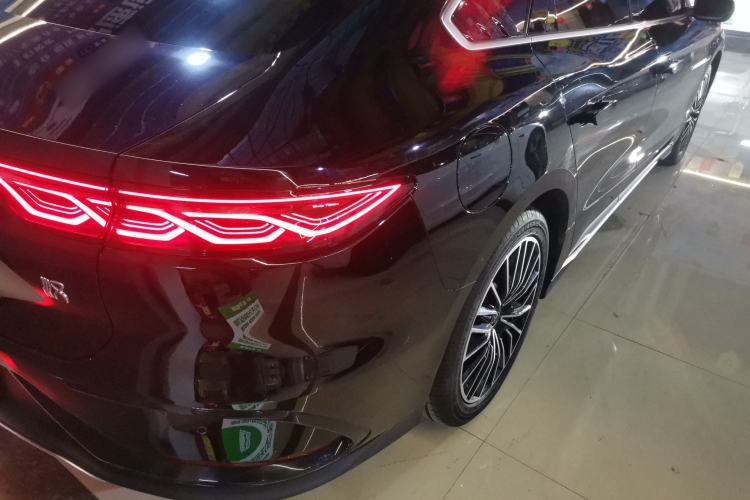 Used BYD Han 2024 EV Glory Edition 506KM Front-Wheel-Drive Premium Model
