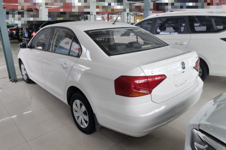 Used Volkswagen Jetta 2017 1.5L Manual Fashion Edition
