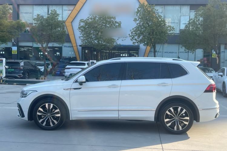 Used Volkswagen Tiguan L 2022 330TSI Automatic Two-Wheel Drive R-Line Enhanced Edition