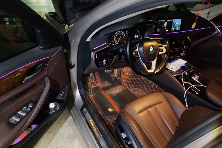 Used BMW 5 Series 2019 525Li Luxury Package
