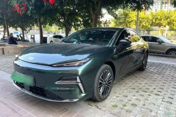 Used Geely Galaxy Galaxy 8 2025 130km EM-i Prestige Edition