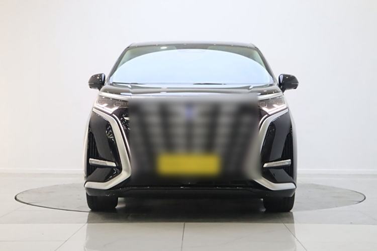 Used Denza D9 2022 DM-i 970 Four-Wheel Drive Flagship Model
