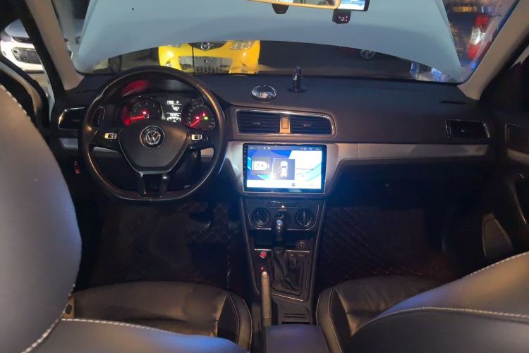 Used Volkswagen Lavida 2017 1.6L Automatic Comfort Edition
