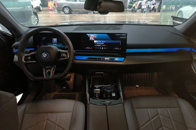 Used BMW i5 2024 eDrive 35L M Sport Package
