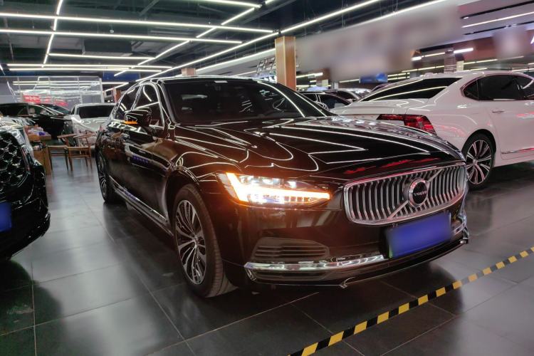 Used Volvo S90 New Energy 2024 Plug-in Hybrid Four-Wheel Drive Long-Range Zhiyi Luxury Edition