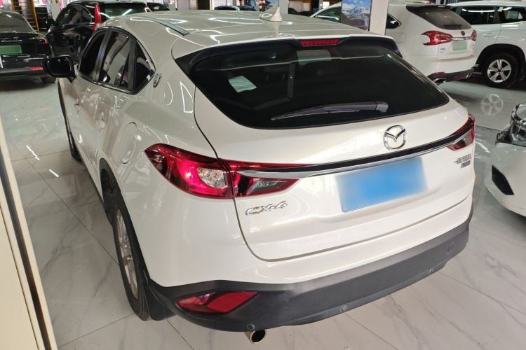 Used Mazda CX-4 2018 2.0L Automatic Two-Wheel Drive Blue Sky Dynamic Version China VI Standard

