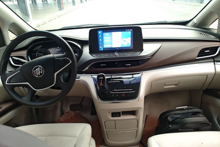 Used Buick GL8 2021 Land Cruiser Executive Class 652T Comfort Model
