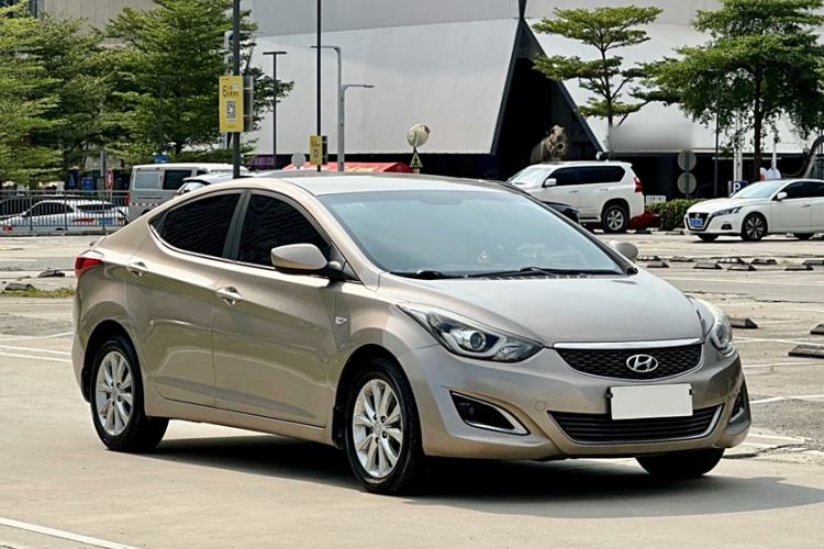 Used Hyundai Elantra 2016 1.6L Manual Fashion Edition
