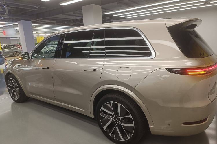 Used Li Auto L9 2022 Max model
