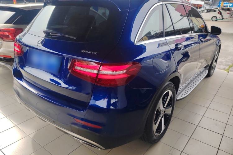 Used Mercedes-Benz GLC 2018 GLC 260 4MATIC Luxury Model
