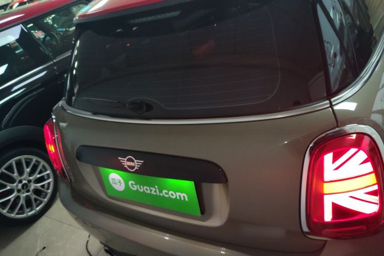 Used  MINI 2019 1.5T COOPER Classic Edition