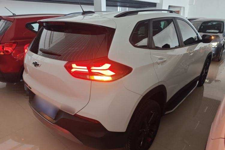 Used Chevrolet Trax 2019 Redline 335T CVT Trendy Version China VI Standard
