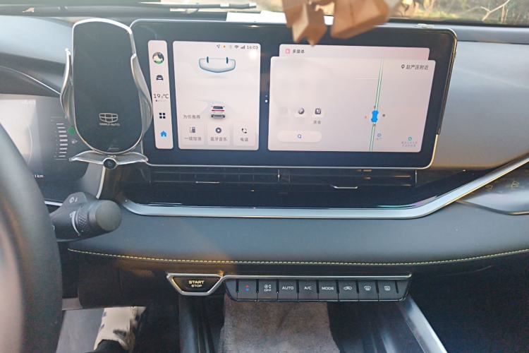 Used Geely Auto Preface 2023 1.5TD Fuyao Version