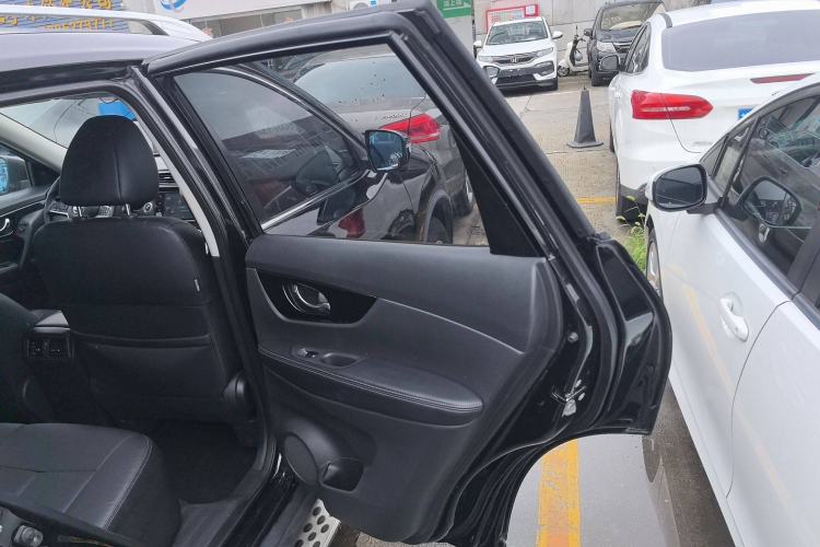 Used Nissan X-Trail 2019 2.0L CVT Smart Connect Comfort Edition 2WD