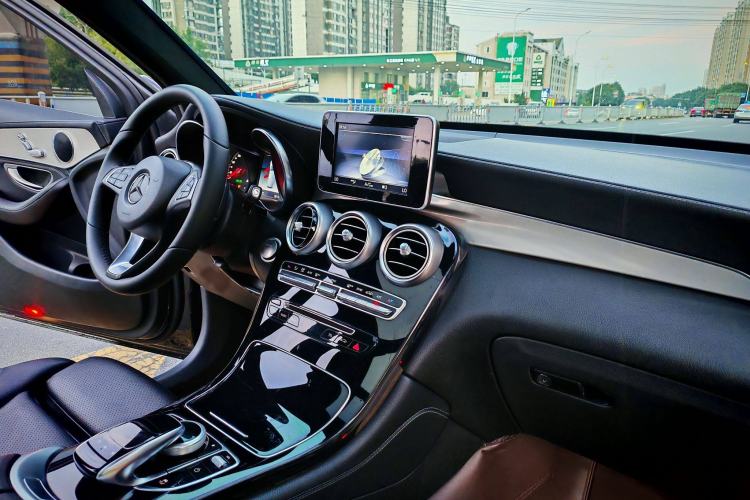 Used Mercedes-Benz GLC 2018 Facelift GLC 200 4MATIC
