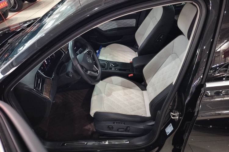 Used Volkswagen Magotan 2023 2 Million Units Limited-Edition 380TSI DSG Flagship Version
