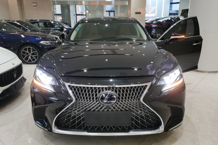 Used Lexus LS 2020 500h Excellence Edition China VI standard
