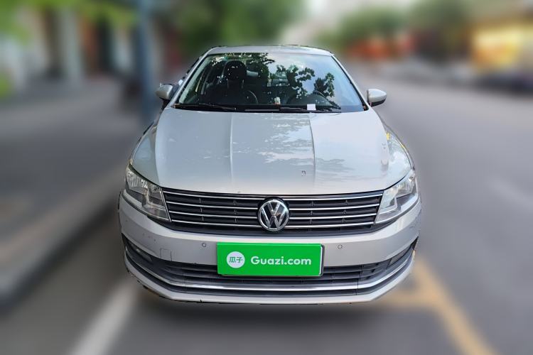 Used Volkswagen Lavida 2015 1.6L Automatic Comfort Edition
