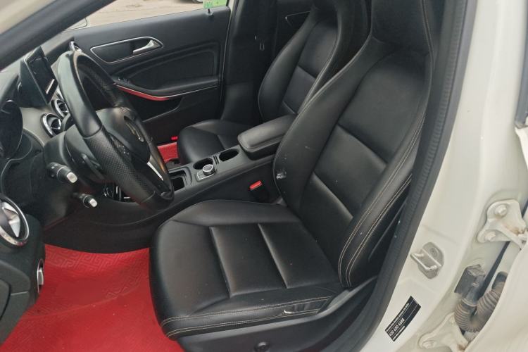 Used Mercedes-Benz GLA 2015 GLA 220 4MATIC Fashion Model