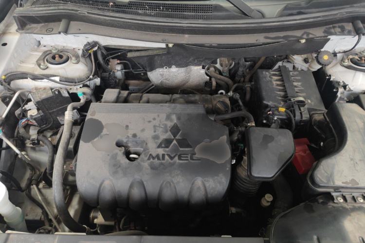 Used Mitsubishi Outlander 2021 Revised Version 2.0L Two-Wheel Drive Comfort Edition 5 Seats
