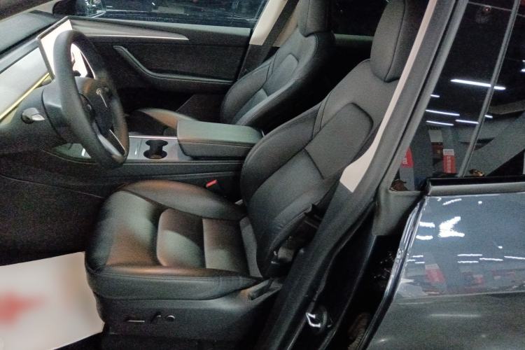 Used Tesla Model Y 2024 Rear-Wheel-Drive Version