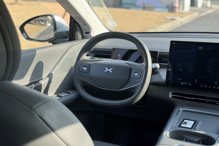 Used XPeng G6 2025 625 Long-Range Max Flagship Edition
