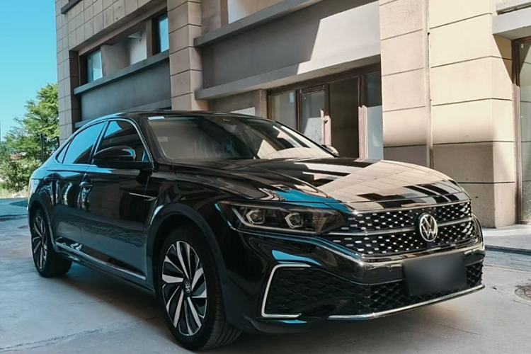 Used Volkswagen Passat 2022 330TSI Starry Luxury Edition