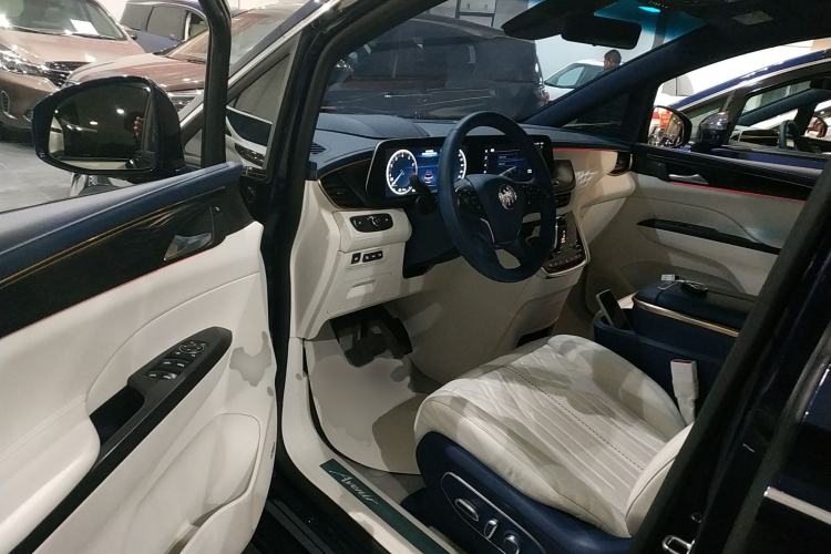 Used Buick GL8 2020 Avenir Avia Four-Seat Luxury Edition
