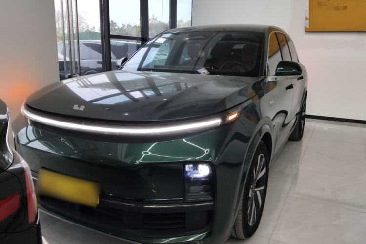 Used Li Auto L8 2023 Pro Model
