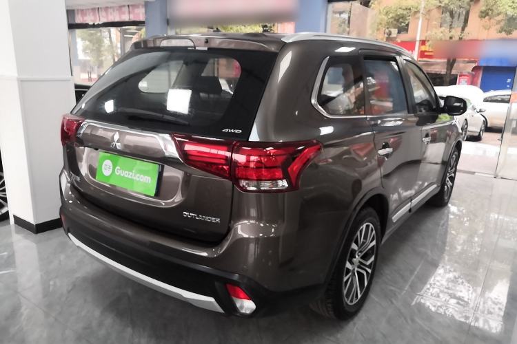 Used Mitsubishi Outlander 2016 2.4L 4x4 Elite Edition 5 Seats