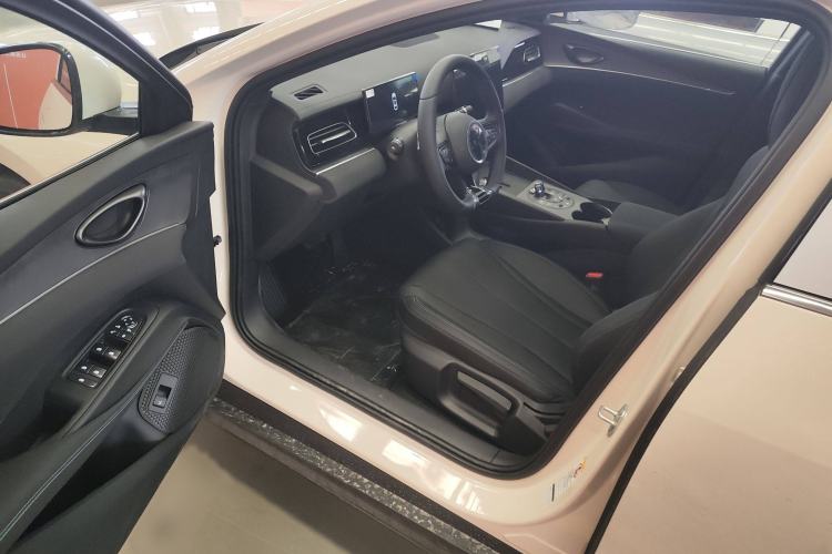 Used BYD Seal 06 New Energy 2025 DM-i Smart Drive 80KM Luxury Model
