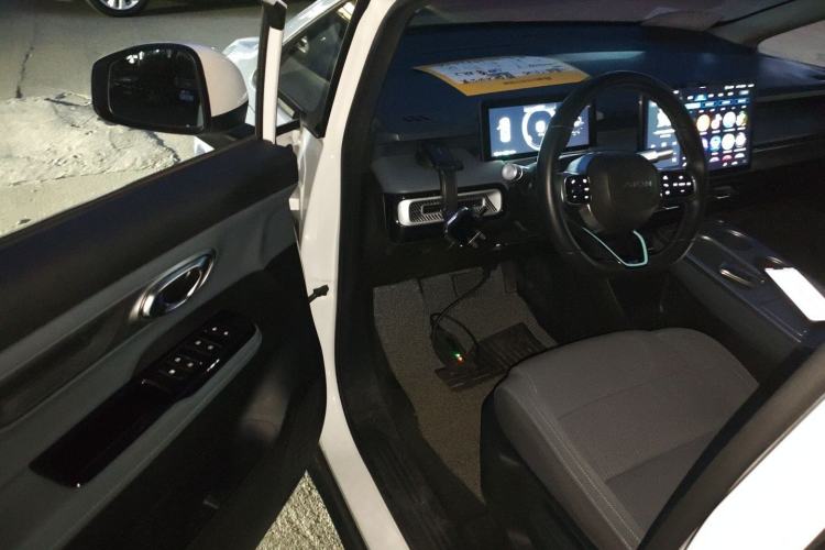 Used AION Y 2023 Younger