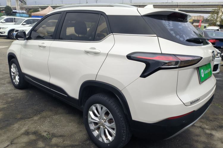 Used Baojun 510 2019 1.5L Manual Enjoyment Model 77kW China VI Emission Standard
