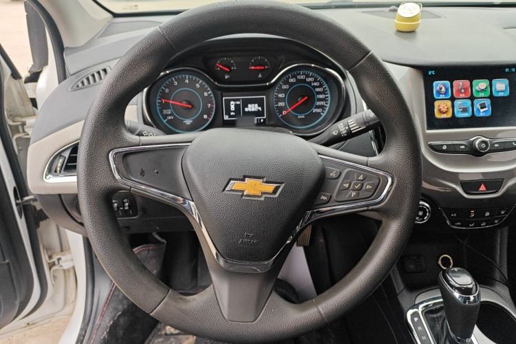 Used Chevrolet Cruze 2017 1.5L Automatic Xuanfeng Edition
