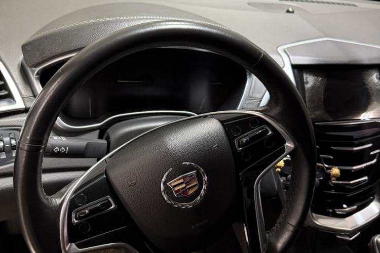 Used Cadillac SRX 2014 3.0L Comfort Model
